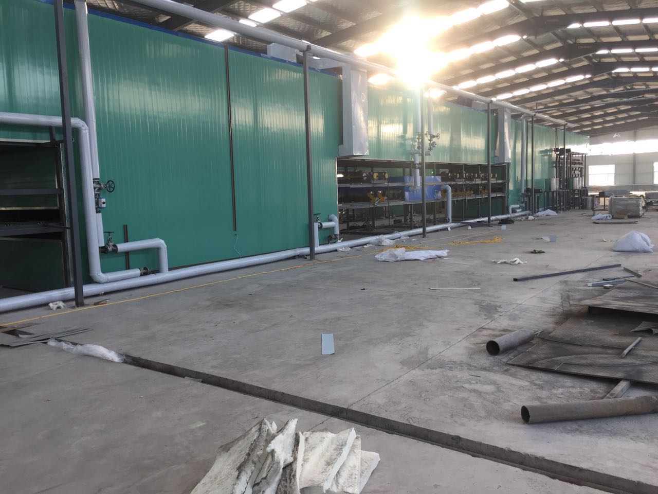 浸膠手套生產(chǎn)線現(xiàn)場 浸膠手套生產(chǎn)線現(xiàn)場